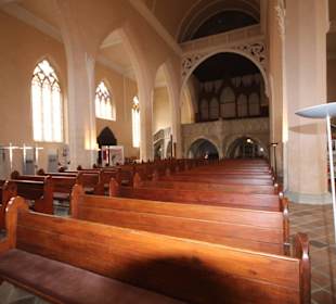 Blick zur Orgelempore