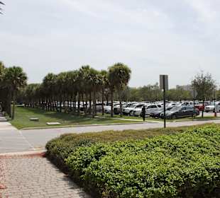 Sawgrass Mills voller Parkplatz am Nachmittag
