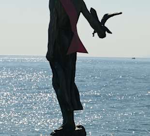 Statue Mädchen mit der Möve in Opatija