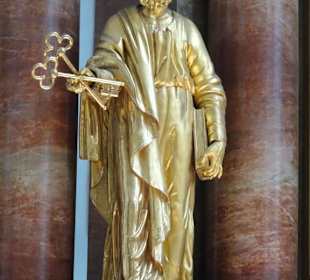 Statuen in der Pfarrkirche St. Laurentius