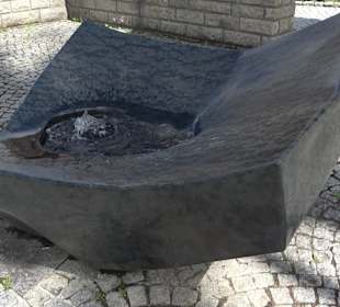 Dorfbrunnen an der Kirche Bittelbronn