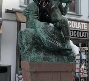 Im Winter beim Ignatius-Taschner-Brunnen