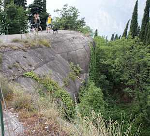 Ausgebaute Kanonenstellungen!