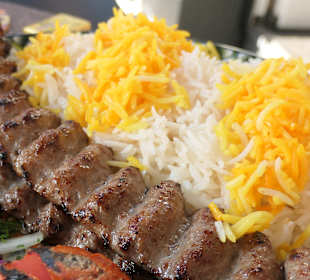 Abendessen beim persischen Restaurant Shiraz