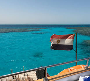 Mittagspause am Riff mit Schnorchelgang