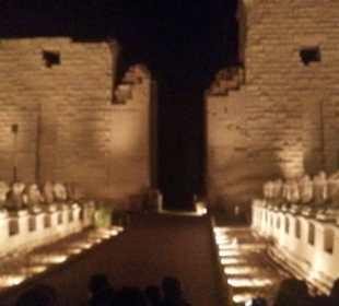 Karnak Lichter und Ton Show 