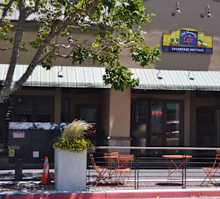 Old Monterey Café
