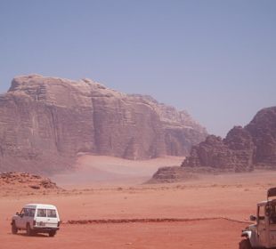 Landroverfahrt durch das Wadi Rum