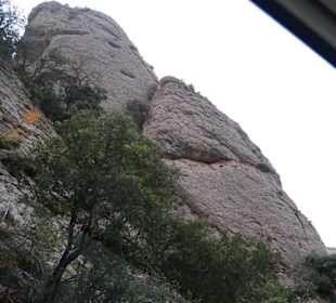 Sant Joan. Rocas de la montaña