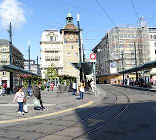 Mit der Mini Train durch die Innestadt von Genf.