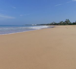 Ahungalla Beach
