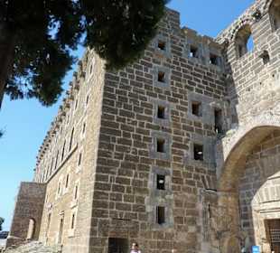 Das festungsartige Theater von Aspendos