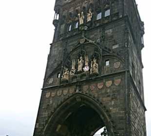 Das Tor zur Brücke.