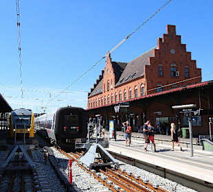Bahnhofsgebäude