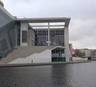 Marie-Elisabeth-Lüders-Haus