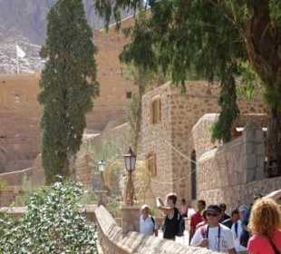 Aussenmauer vom Kloster