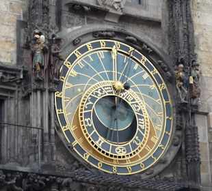 Astronomische Uhr am Rathaus