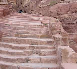 Petra - ca. 800 Stufen hoch zum Kloster