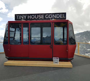Tiny House Gondel an der Piz Nair Station