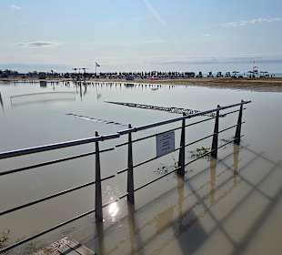 Am Strand vorher Unwetter