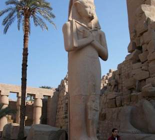 Ramses Statue