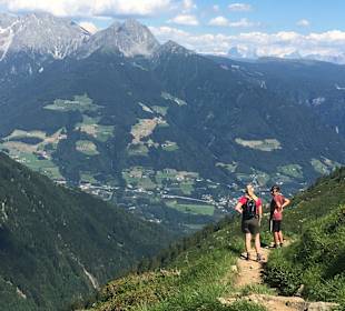Wandern Dorf Tirol