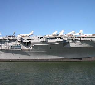 Flugzeugträger USS Intrepid