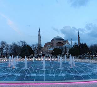 Стамбул. В центре города.