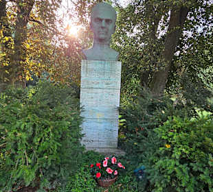 Louis Furnberg 1909-1957