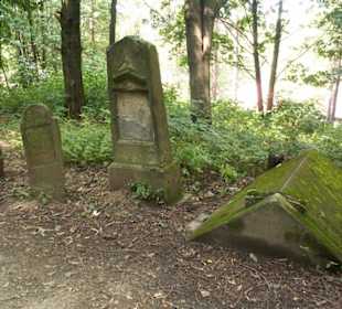 Stare, zabytkowe macewy