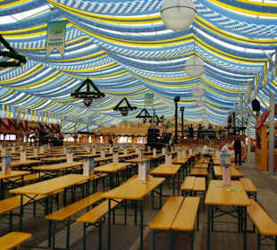 Bierzelt noch leere pur...zu früh...