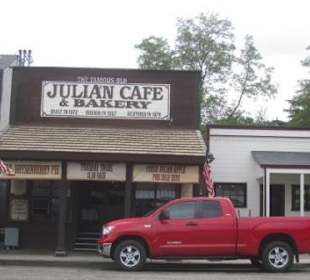 The Famous Old Julian Cafe & Bakery