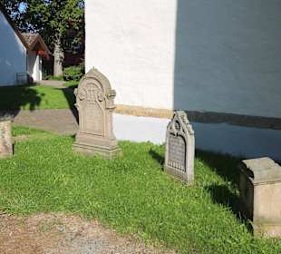 Friedhof Gedenksteine