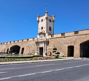 Puerta de Tierra in Cadiz