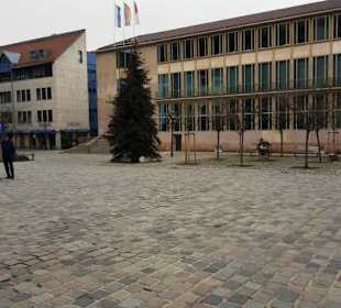 Lorenzer Platz mit Weihnachtsbaum