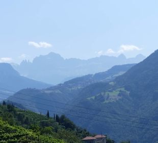 Ausblicke in die Dolomiten
