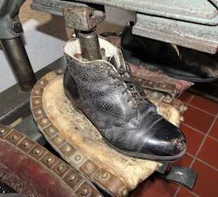 In den historischen Werkstätten des Museums