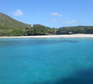 Strand am Hafen von Virgin Gorda