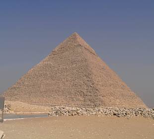 Eine der großen Pyramiden