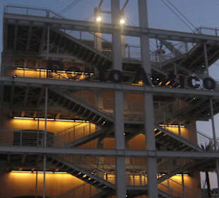 L' ingresso al porto antico