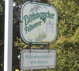 Einladenes Schild zur Schankwirtschaft