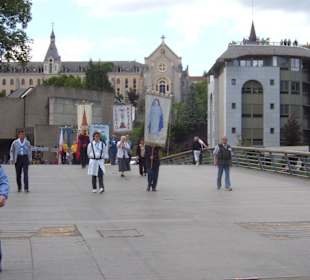 Beginn der Sakramentsprozession