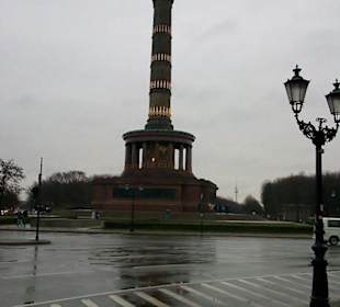 Siegessäule in unmittelbarer Nähe zum Hotel