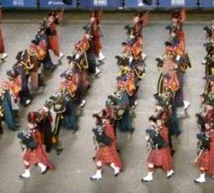 Einmarsch der Pipes & Drums