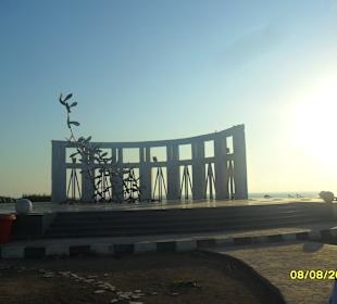 Ehrenmal am Leuchtturm