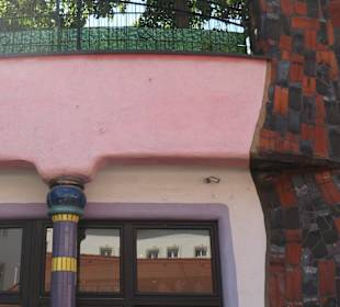 Hundertwasserhaus: Kaffeepause Café Alt Magdeburg