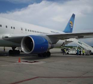 Boeing 767-300 Condor
