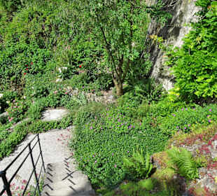 Unterwegs in den Terrassengärten Hollfeld