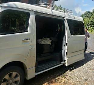 Tourbus Mr Pong
