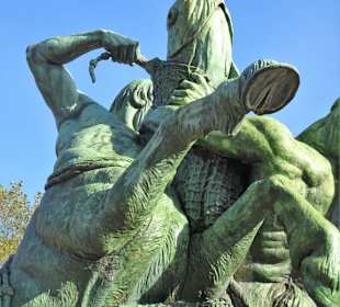 Ansichten des Stuhlmannbrunnens in Altona